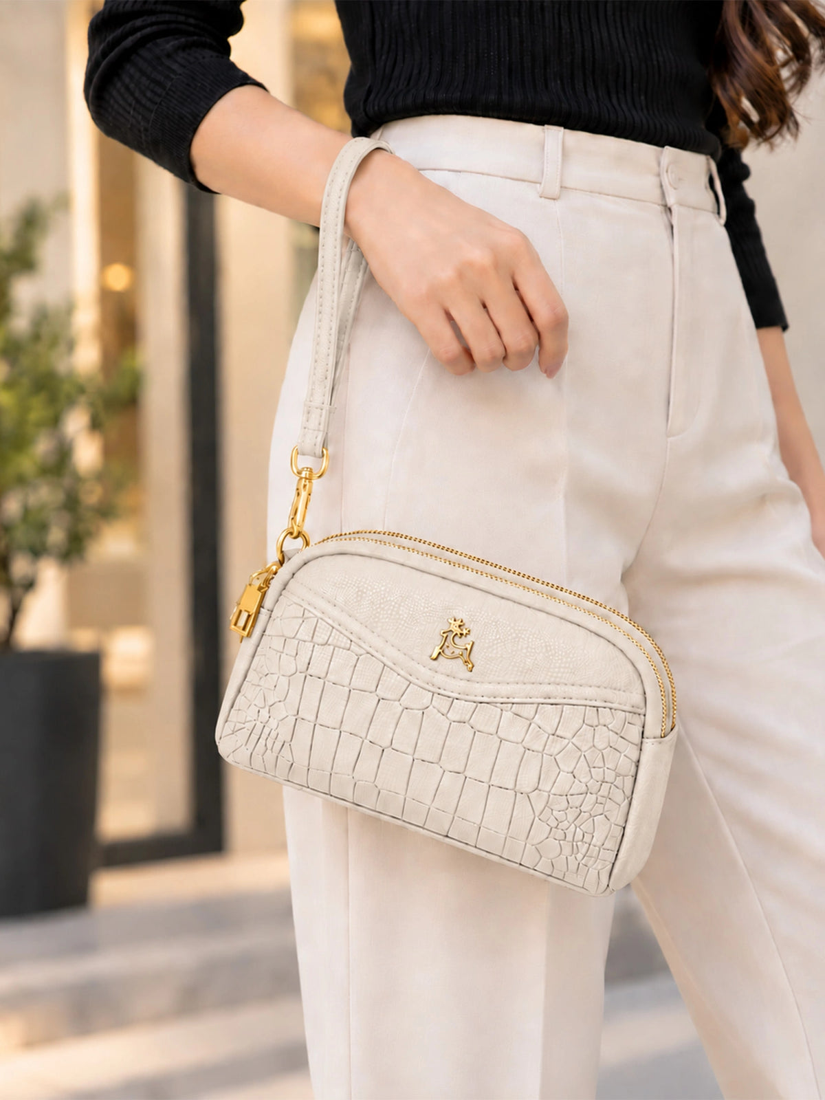 Premium Textured Crossbody Sling Bag – Off White