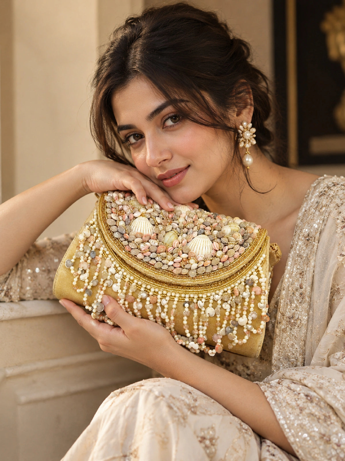 Seashell & Pearl Embellished Clutch Bag – Ethnic Sling